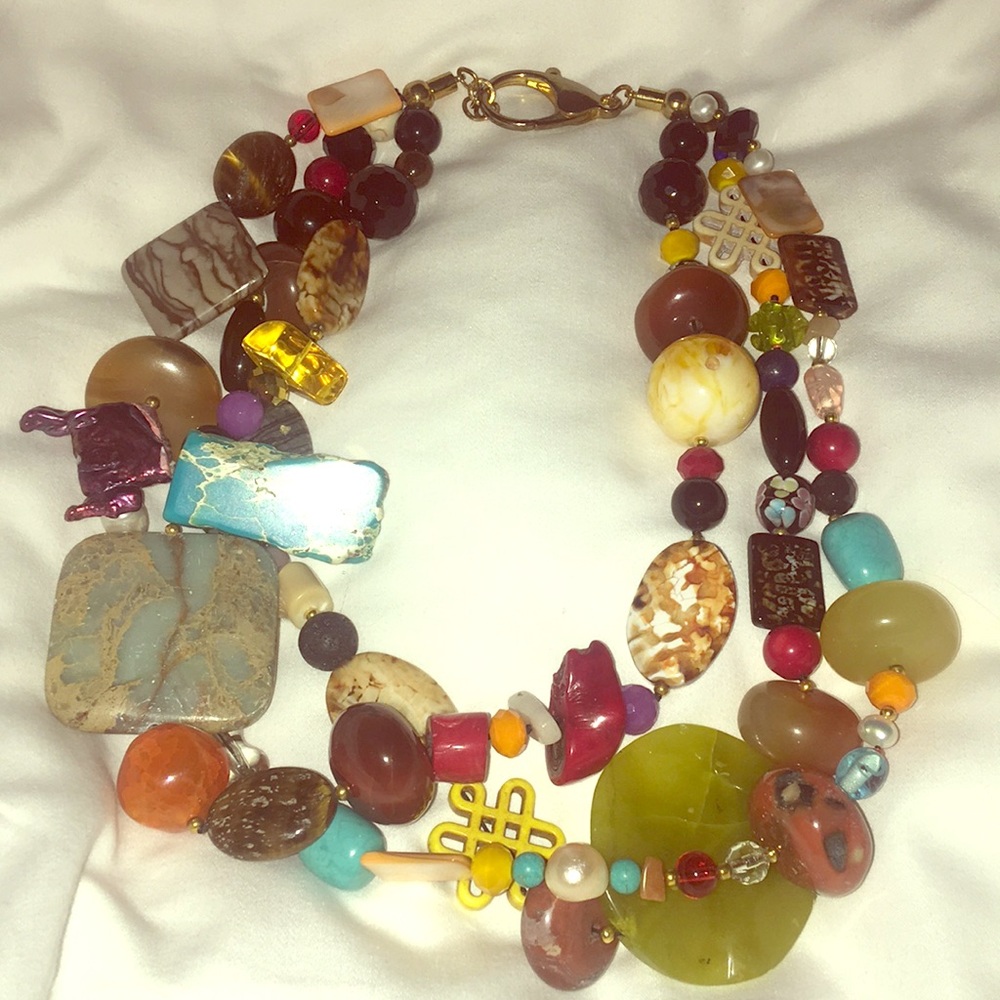 Beaded chunky multicolor necklace
